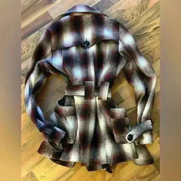 *stunning* fall jacket by Vanity  red buffalo plaid - Picture 3 of 5